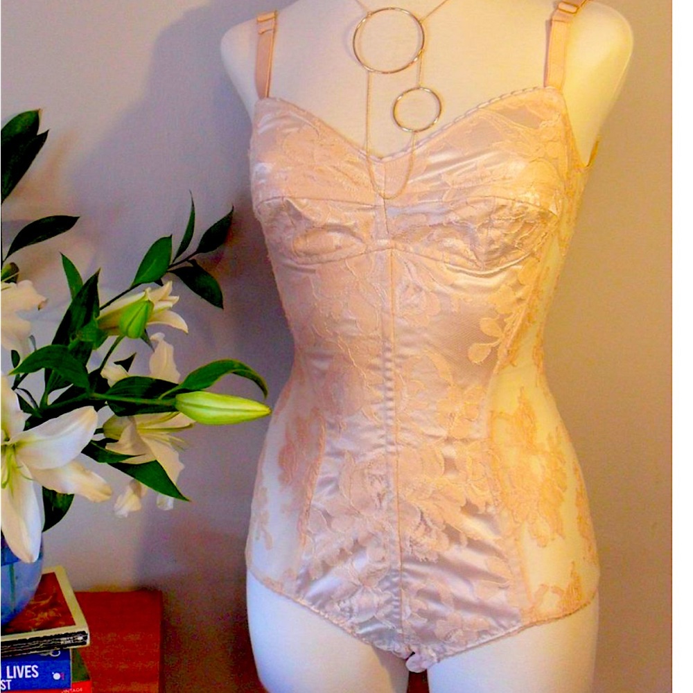 Rosamosario Amore Bodysuit. Small. Never worn.